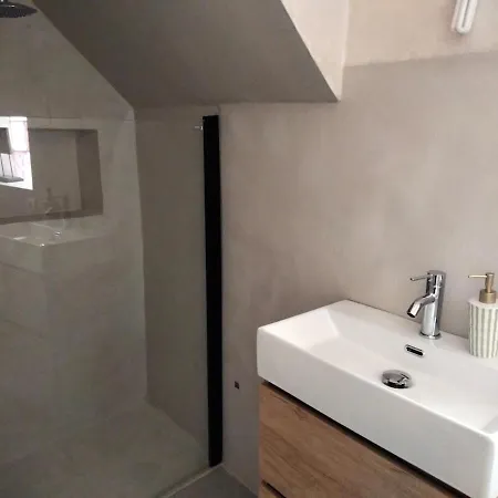 Oliva Loft 아파트 *